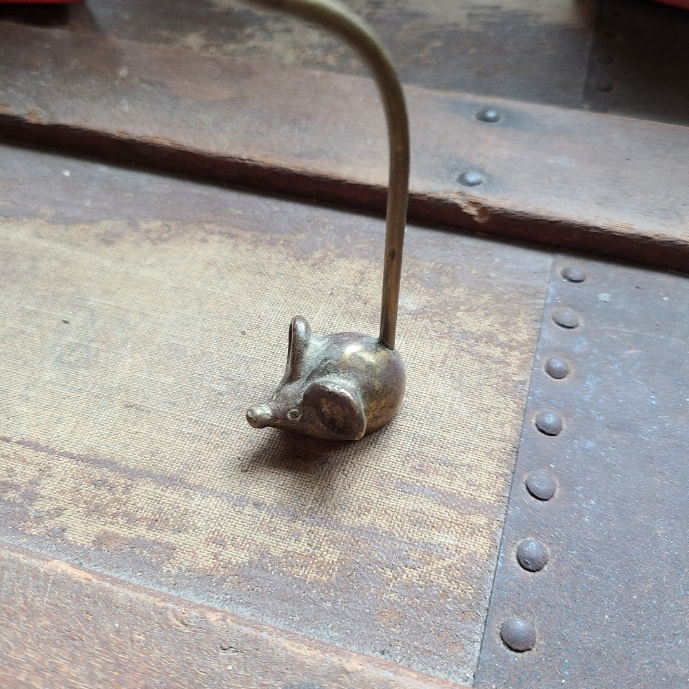 Vintage candle snuffer